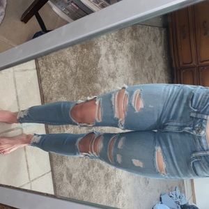 ripped skinny jeans